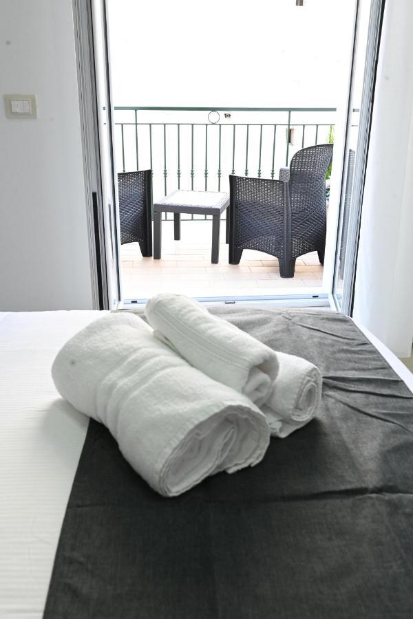 Solymar B&B ナポリ エクステリア 写真
